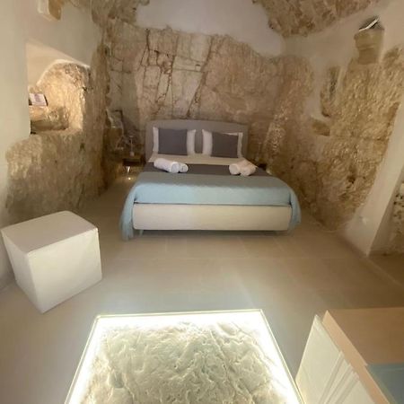 Ca Sotto L'Arco Bed & Breakfast Ostuni Bagian luar foto