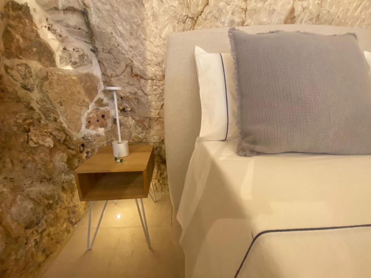 Ca Sotto L'Arco Bed & Breakfast Ostuni Bagian luar foto