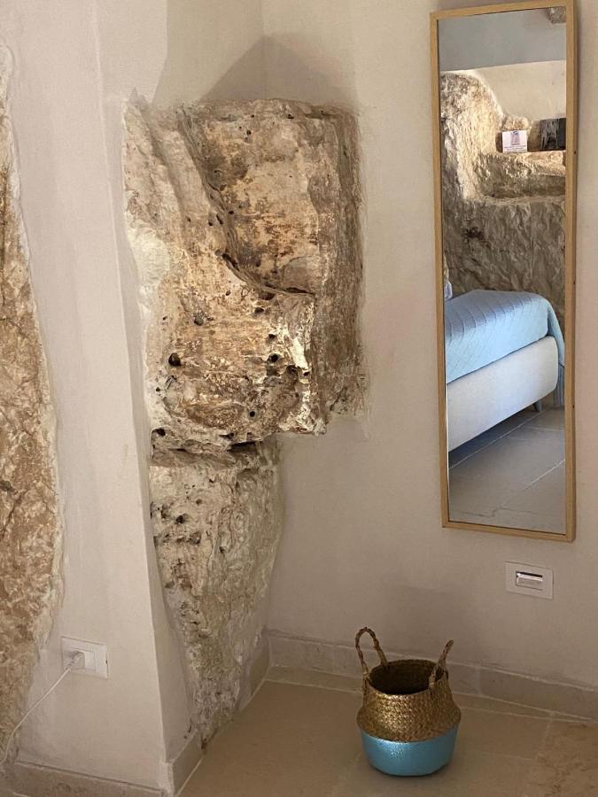 Ca Sotto L'Arco Bed & Breakfast Ostuni Bagian luar foto