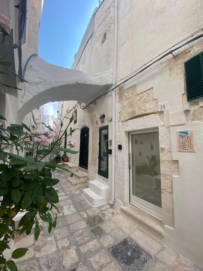 Ca Sotto L'Arco Bed & Breakfast Ostuni Bagian luar foto