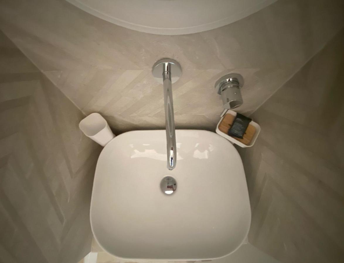 Ca Sotto L'Arco Bed & Breakfast Ostuni Bagian luar foto