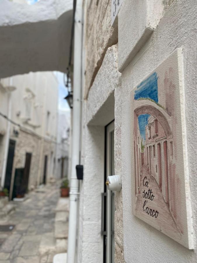 Ca Sotto L'Arco Bed & Breakfast Ostuni Bagian luar foto