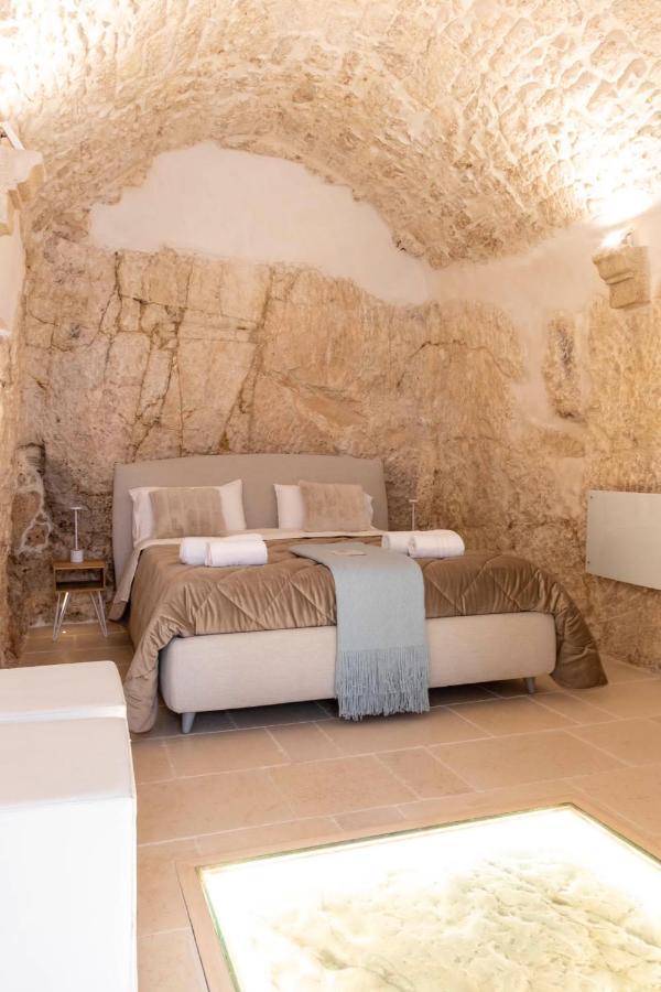 Ca Sotto L'Arco Bed & Breakfast Ostuni Bagian luar foto