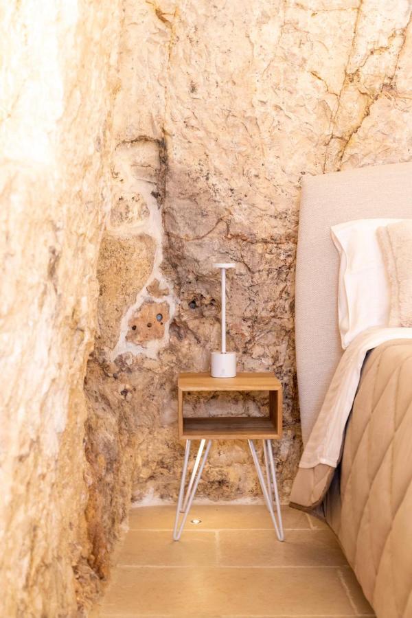 Ca Sotto L'Arco Bed & Breakfast Ostuni Bagian luar foto