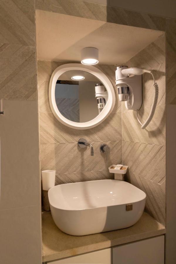 Ca Sotto L'Arco Bed & Breakfast Ostuni Bagian luar foto