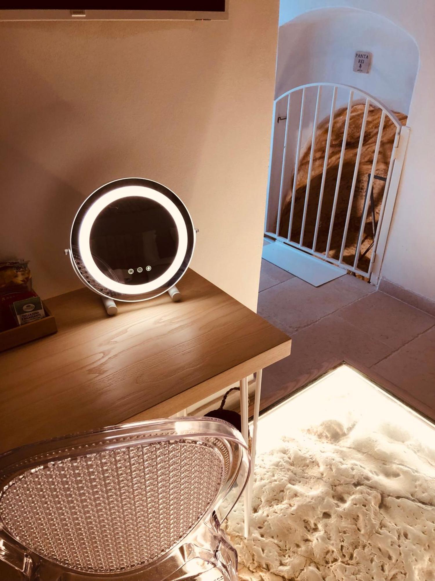 Ca Sotto L'Arco Bed & Breakfast Ostuni Bagian luar foto