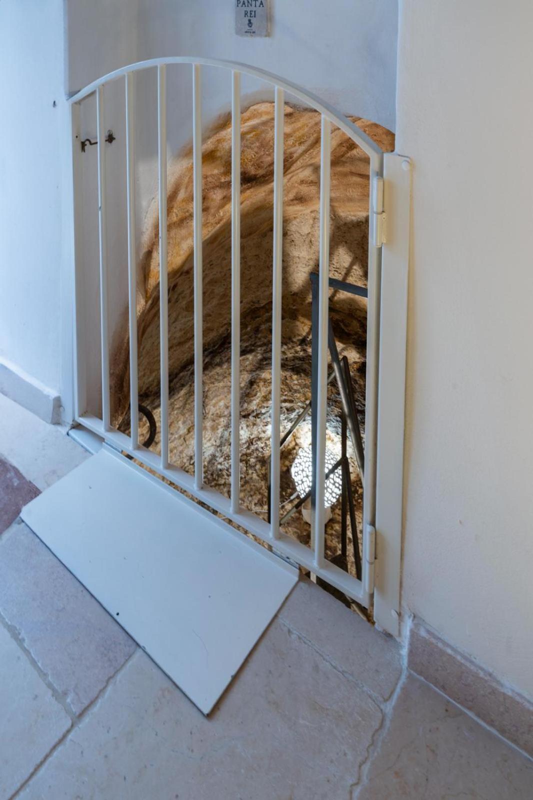 Ca Sotto L'Arco Bed & Breakfast Ostuni Bagian luar foto